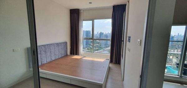 Condo for sale, Aspire Sathorn-Taksin Timber Zone, 25th floor, ready to move in, good location, near BTS Wutthakat.