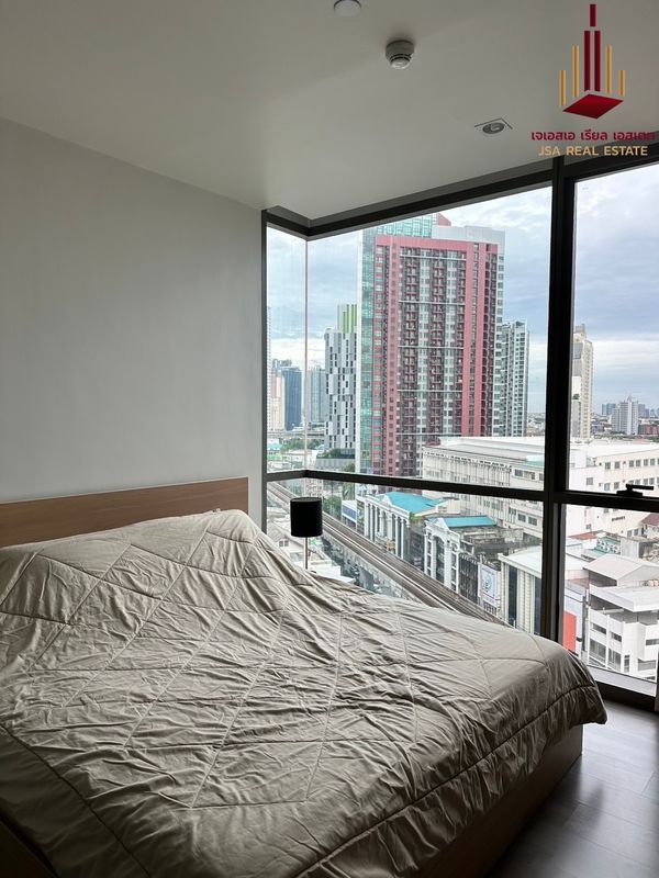 ✨ For Rent: The Room Sukhumvit 69 Condo ✨ 💰 Only 30,000 THB/month 
