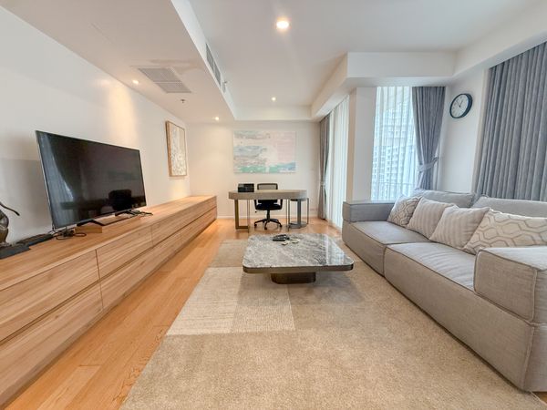 🏠✨ หลังสวน วิลล์ (Langsuan Ville) | ขายคอนโด 2 ห้องนอน (HBH-ST-372)