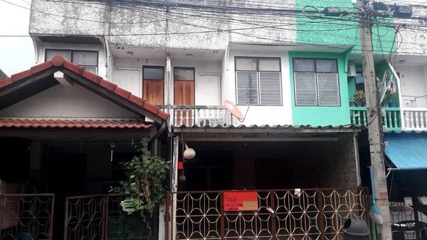 98295 - For sale, 2-story townhouse, size 17.70 sq m, usable area 118 sq m, 2 bedrooms, 2 bathrooms, lobby, 1 parking space.