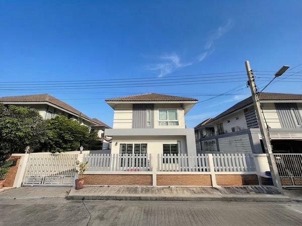 🔥🏡 Detached House for Rent – Newly Renovated & Fully Furnished!  📍 Sintawi Thian Thale 2 Village | Thian Thale 20