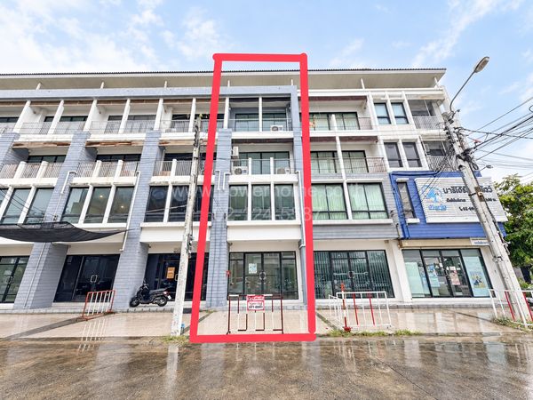 4-story townhome, Permsin Road, good location next to the main road. Near S.T. Market add assets