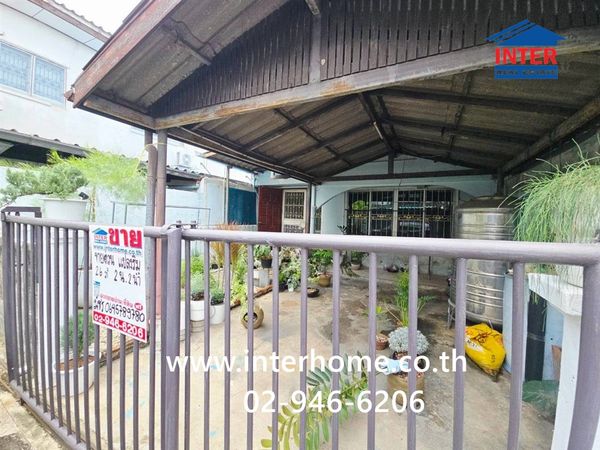 ทาวน์เฮ้าส์ 2 ชั้น 26 ตร.ว. หมู่บ้านพูนผลนิเวศน์ ลำลูกกา-คลองหนึ่ง ซอยวัดลาดสนุ่น (ซอยพหลโยธิน68) ถนนพหลโยธิน ถนนลำลูกกา ลำลูกกา ปทุมธานี 