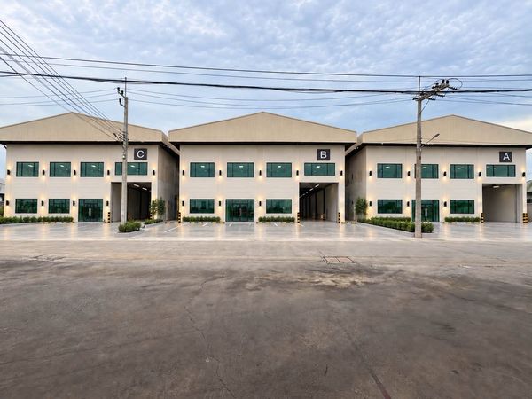 For Rent, 📦 Warehouse + Office ✨ Brand New, 📐 Size: 1,000 / 1,100 / 1,200 sq.m. 🩷 Pink Zone📍 Behind Central Mahachai, Samut Sakhon