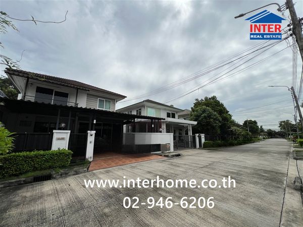 2-story detached house, 55.4 sq m, Manthana Village. Ramintra-Wongwaen Ramintra Ring Road Fashion Island side Kanchanaphisek Road, Khan Na Yao District, Bangkok