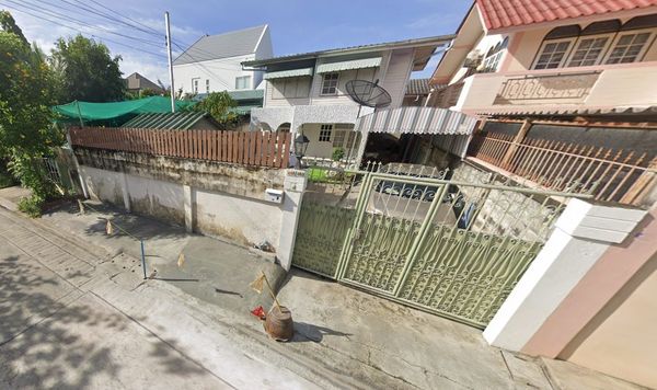Single house for sale, Baan Phraeksa, Soi Bang Pu 30, Soi Allan Sanoh 30/3, size 51 square wah.