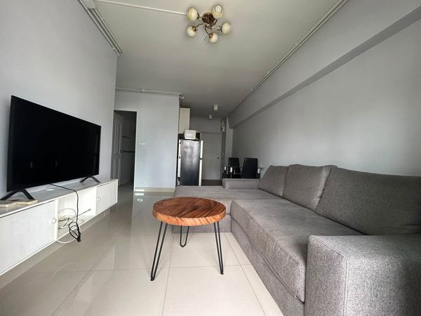 🌷🩷 Thonglor Tower 🌷🩷 2 BEDROOMS + 1 BATHROOMS | 49 SQ.M. - Rental Price : 22,000 Baht/month