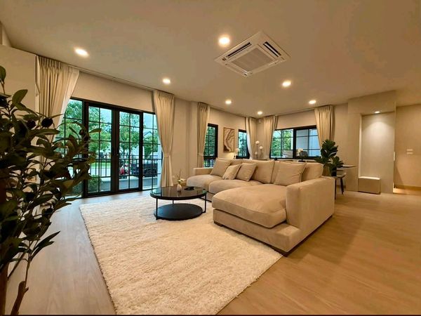 ✅ FOR RENT ✅ Centro Bangna Phase 2 #CornerHouse | Facing The Garden 🔥 HOT DEAL