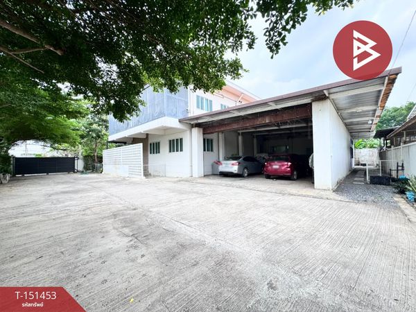 Single house for sale with land, area 2 rai 2 ngan 0.2 sq m, Khlong Luang, Pathum Thani.