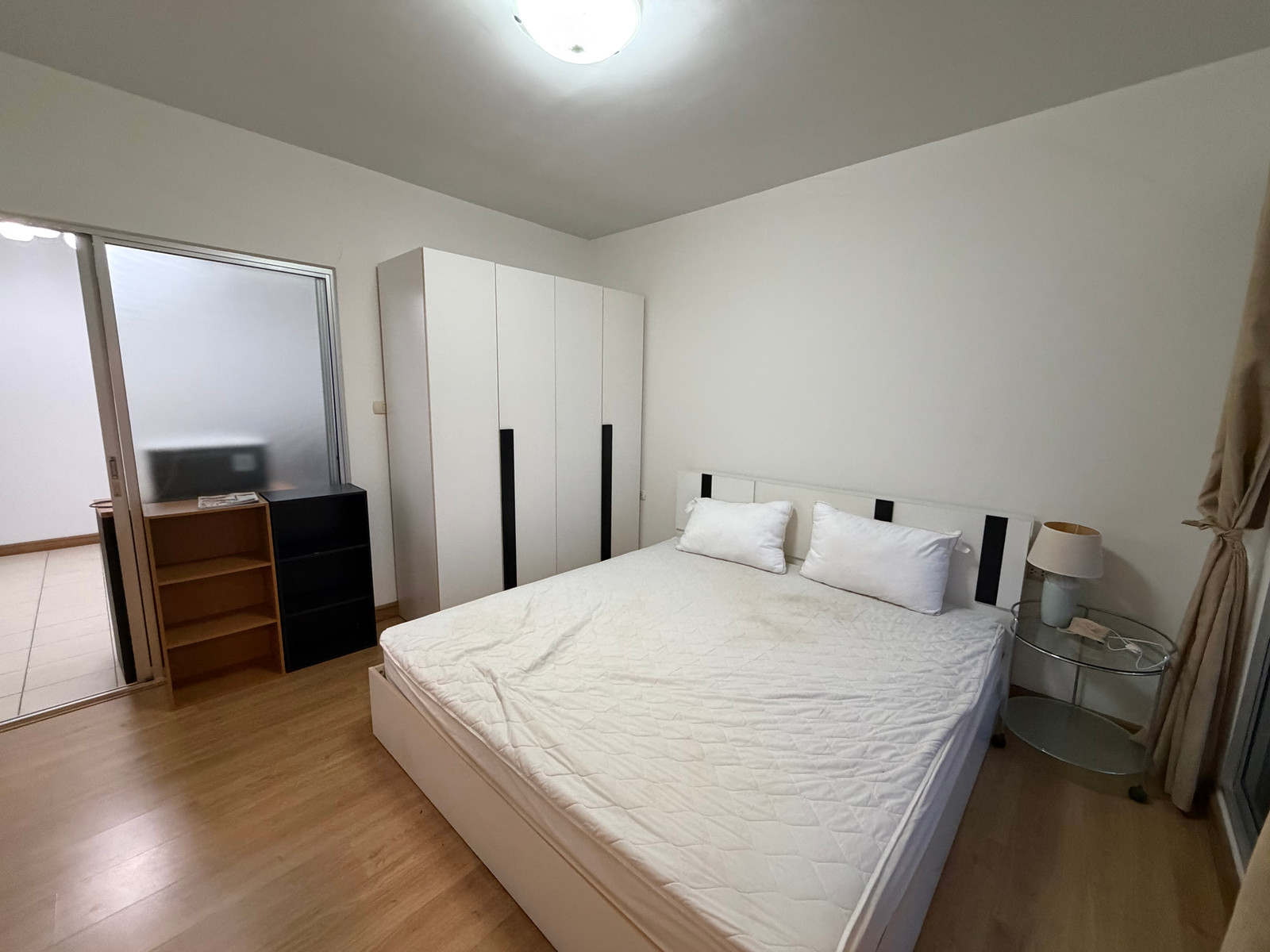 Condo for rent, Supalai Park Srinakarin, 1 bedroom, fully furnished, ready to move in. Condo for rent, Supalai Park Srinakarin, 1 bedroom, fully furnished, ready to move in.
