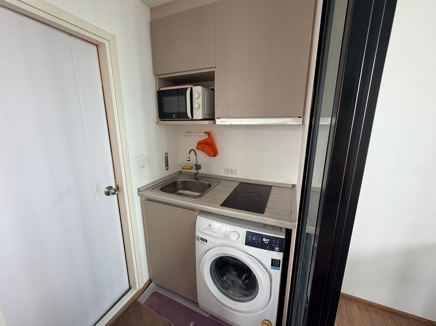 Corner Unit, Peaceful and Quiet. Prime Future Growth Location | 31 sq.m. Condo Opposite Bangkok's New Interchange Hub – รูปที่ 4