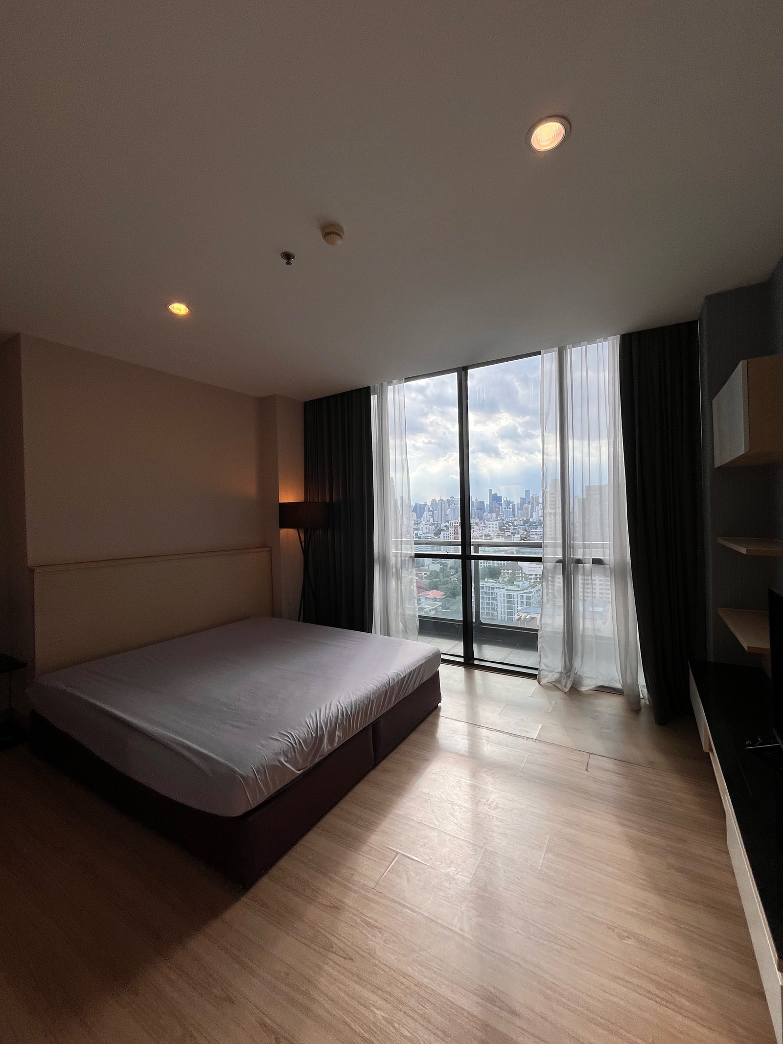 อัพ เอกมัย 2 ห้องนอน 38k  – รูปที่ 3