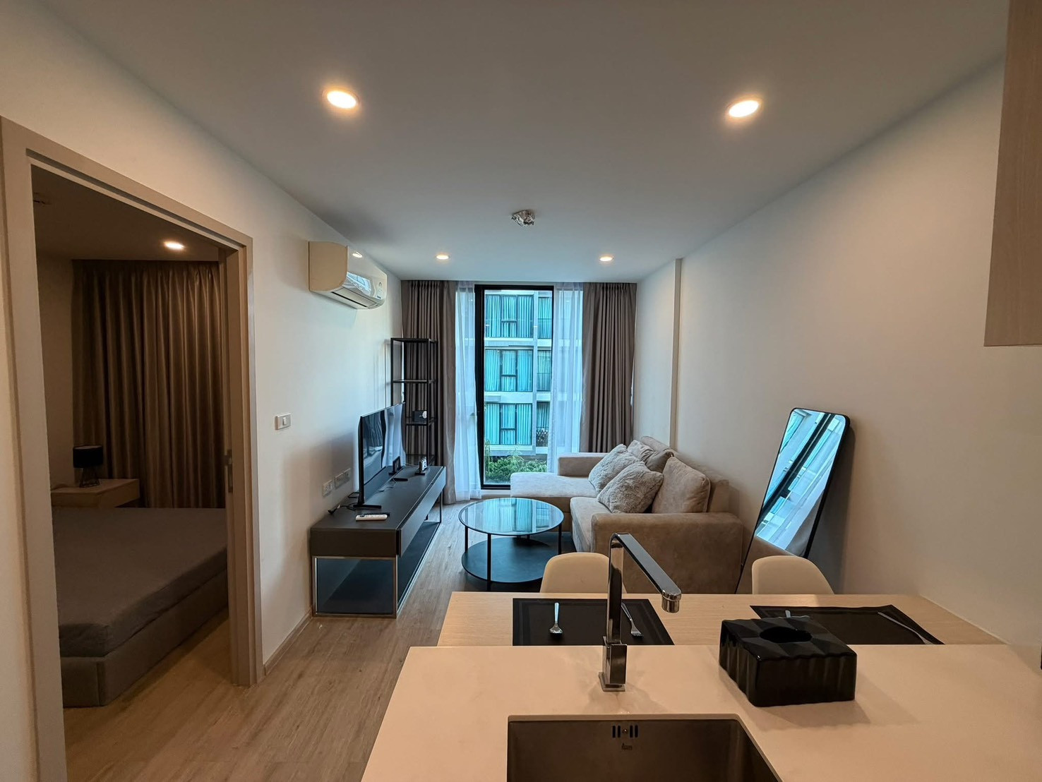 ⚜️ปล่อยเช่า Serio Sukhumvit 50 (เซอริโอ้ สุขุมวิท 50) สนใจสอบถาม แอดไลน์ 🆔 𝐈𝐃 𝐋𝐢𝐧𝐞 : @glorious1 หรือ https://lin.ee/897Debr โทร 099 498 2461 ⚜️ปล่อยเช่า Serio Sukhumvit 50 (เซอริโอ้ สุขุมวิท 50) สนใจสอบถาม แอดไลน์ 🆔 𝐈𝐃 𝐋𝐢𝐧𝐞 : @glorious1 หรือ https://lin.ee/897Debr โทร 099 498 2461