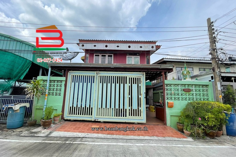 บ้านเดี่ยว สุขสวัสดิ์นิเวศน์ 2 ซอย 8 เนื้อที่ 40 ตรว. ตำบลในคลองบางปลากด อำเภอพระสมุทรเจดีย์ จังหวัดสมุทรปราการ บ้านเดี่ยว สุขสวัสดิ์นิเวศน์ 2 ซอย 8 เนื้อที่ 40 ตรว. ตำบลในคลองบางปลากด อำเภอพระสมุทรเจดีย์ จังหวัดสมุทรปราการ