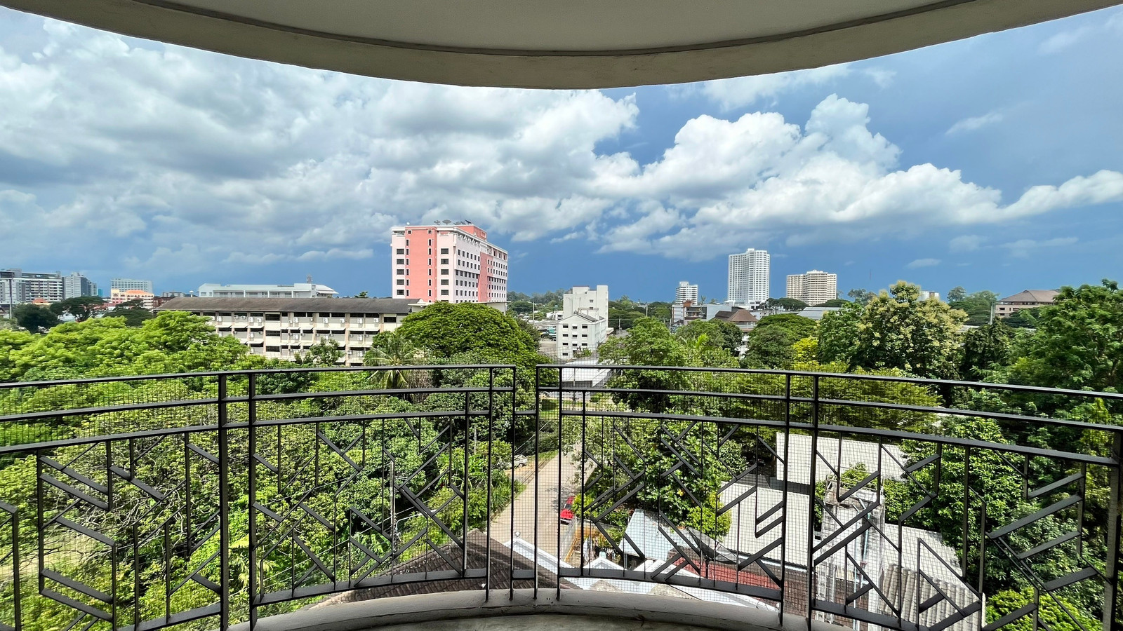 CONDO FOR RENT | กาแลทองทาวเวอร์ เชียงใหม่(EN below)ถนนช้างคลาน เชียงใหม่ – รูปที่ 2
