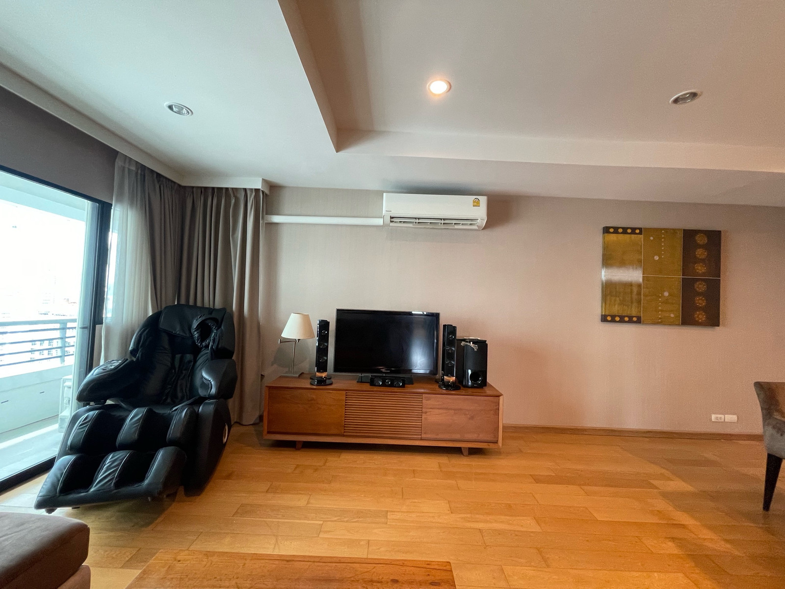 2 bedroom at Sathorn Gardens for rent – รูปที่ 2