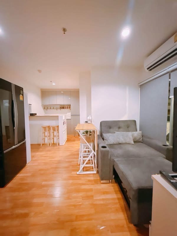 For sale/rent Lumpini Park Phetkasem 98, corner room with pool view, beautifully decorated, full electrical appliances. Just carry your bag and move in. For sale/rent Lumpini Park Phetkasem 98, corner room with pool view, beautifully decorated, full electrical appliances. Just carry your bag and move in.
