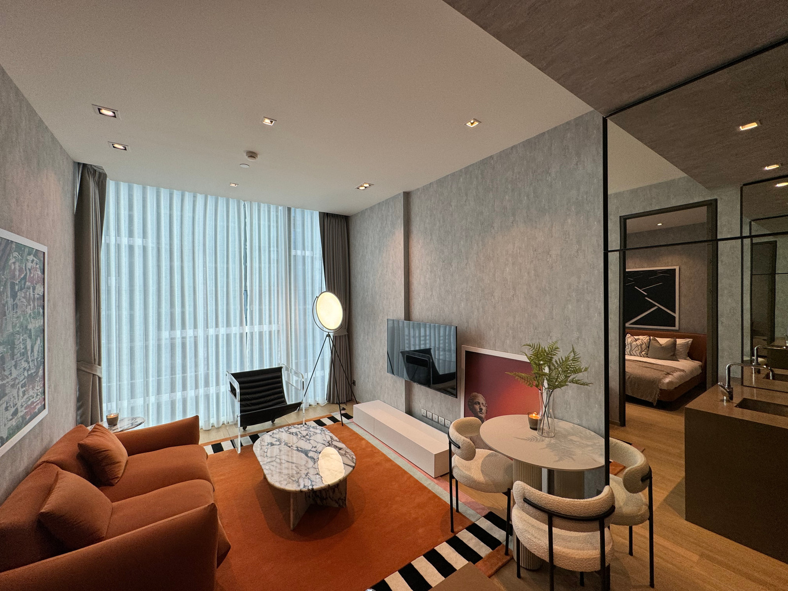 Room for rent 28 Chidlom condo  14th Floor, 1 bedroom  1 bathroom size 45 sqm.  unblocked view. Fully furnished – รูปที่ 3