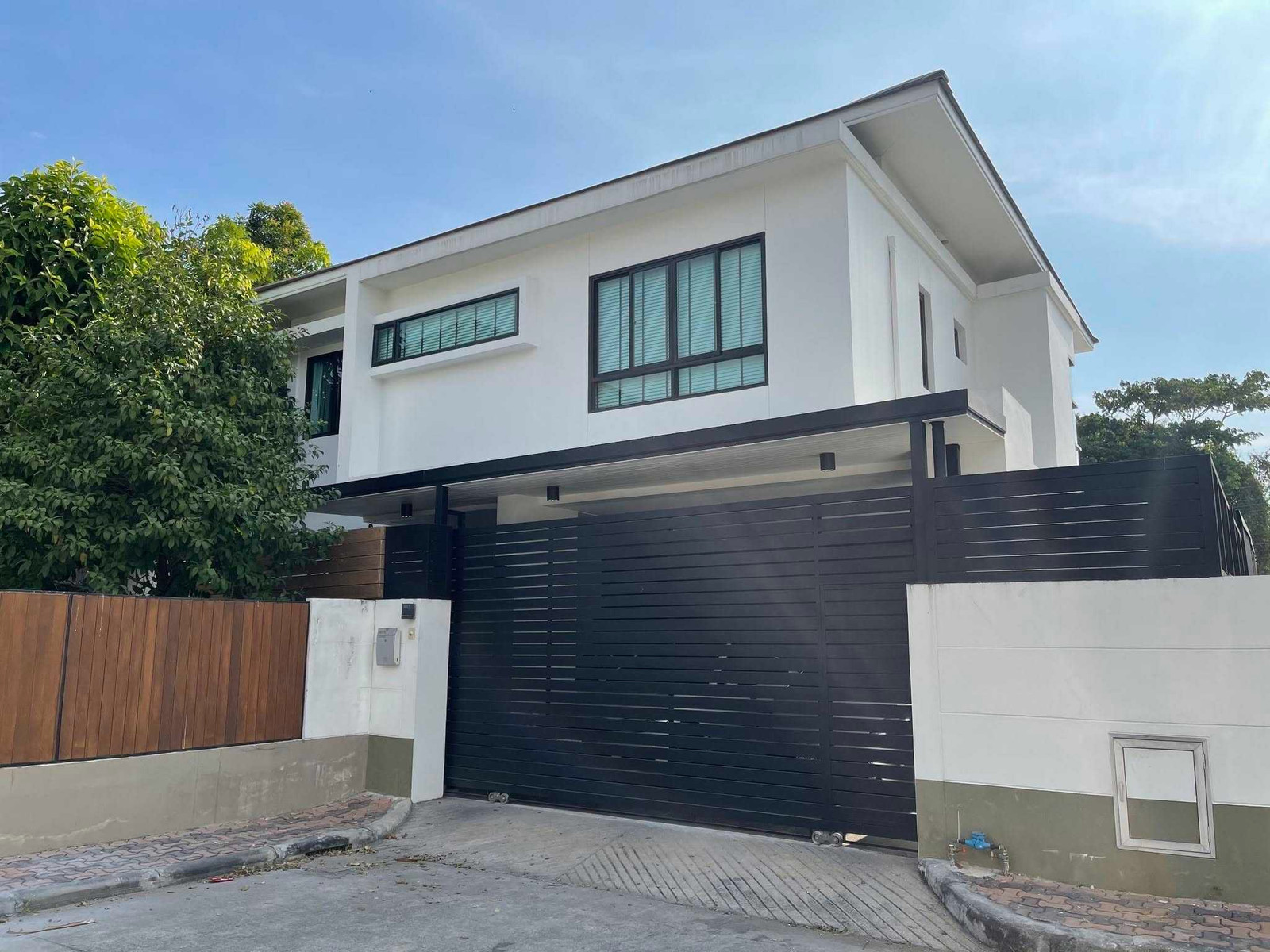 ขาย วิลล่า อะคาเดีย ศรีนครินทร์ Villa Arcadia Srinakarin | ศรีด่าน 22 ขาย วิลล่า อะคาเดีย ศรีนครินทร์ Villa Arcadia Srinakarin | ศรีด่าน 22