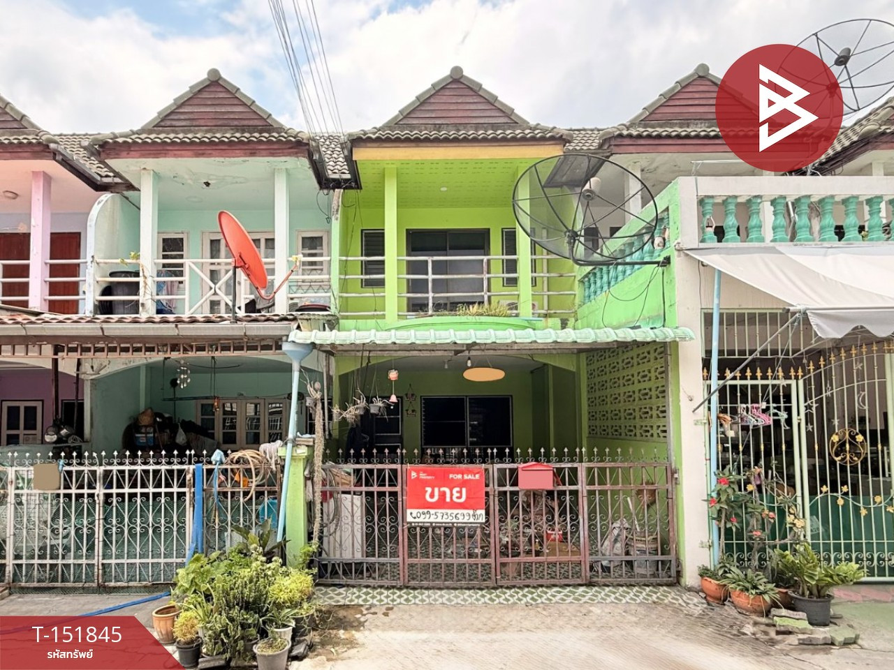 Townhouse for sale Mueang Charoen Village 2, Sriracha, Chonburi