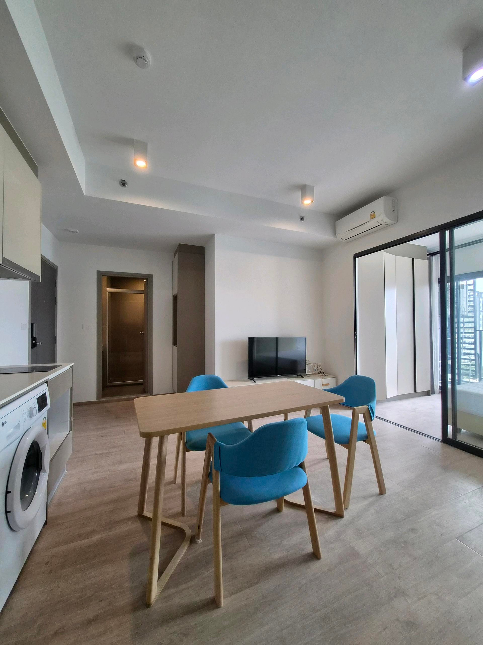 🏢 Ideo Asoke-Rama 9 👫 ✨ Room 1 Bed plus, size 35 sq m., allocated usable space in proportion. Perfect for every use | 🌇 11th floor, beautiful view. Warm and pleasant atmosphere | 🚆 Rama 9 location, near MRT, convenient for every trip, meeting the needs of 🏢 Ideo Asoke-Rama 9 👫 ✨ Room 1 Bed plus, size 35 sq m., allocated usable space in proportion. Perfect for every use | 🌇 11th floor, beautiful view. Warm and pleasant atmosphere | 🚆 Rama 9 location, near MRT, convenient for every trip, meeting the needs of