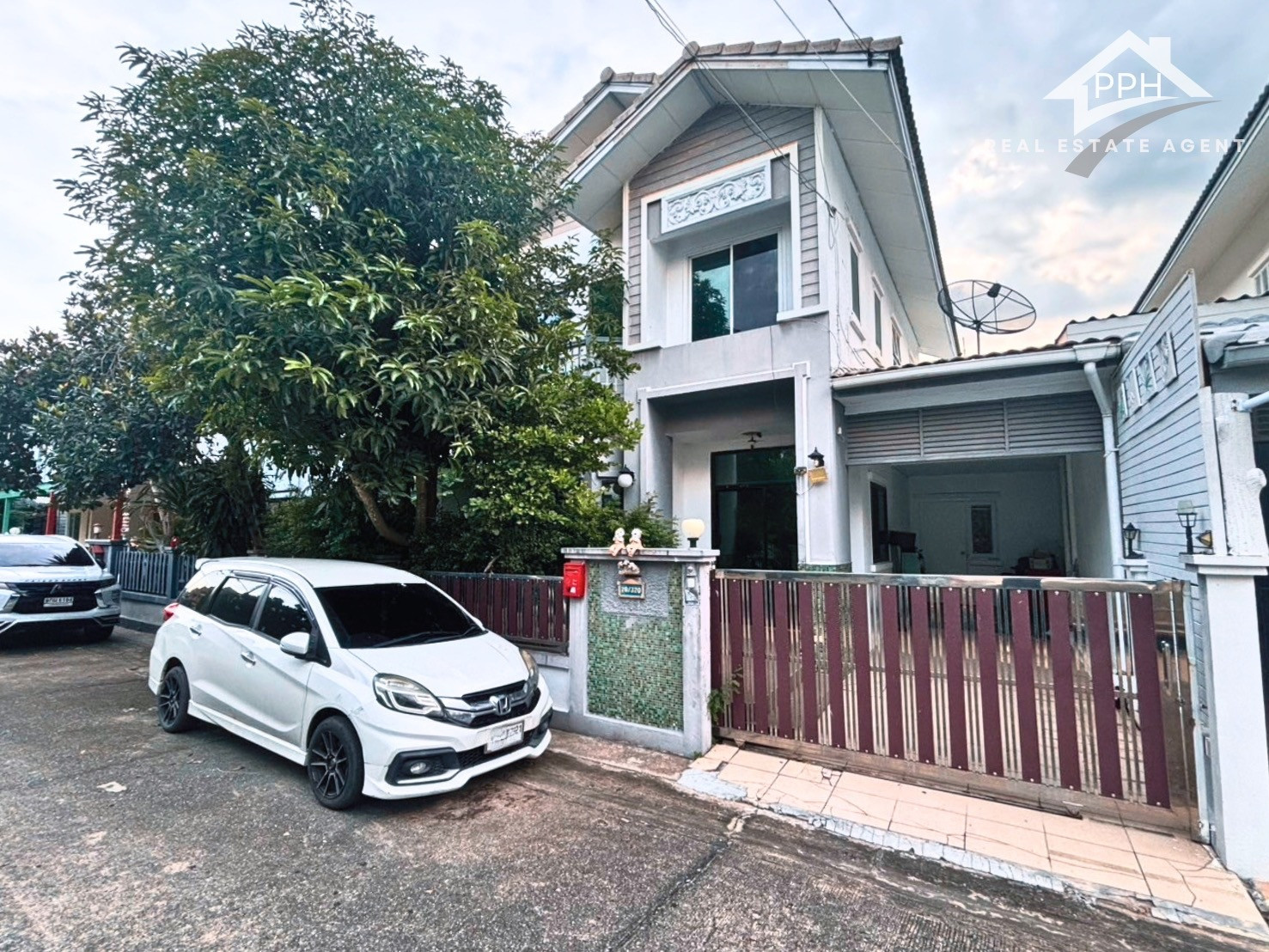 ขายบ้านแฝด บ้านฟ้าปิยรมย์ พฤกษ์วนา เฟส 6 (Baan Fah Piyarom Pruekwana Phase 6) ปทุมธานี ขายบ้านแฝด บ้านฟ้าปิยรมย์ พฤกษ์วนา เฟส 6 (Baan Fah Piyarom Pruekwana Phase 6) ปทุมธานี