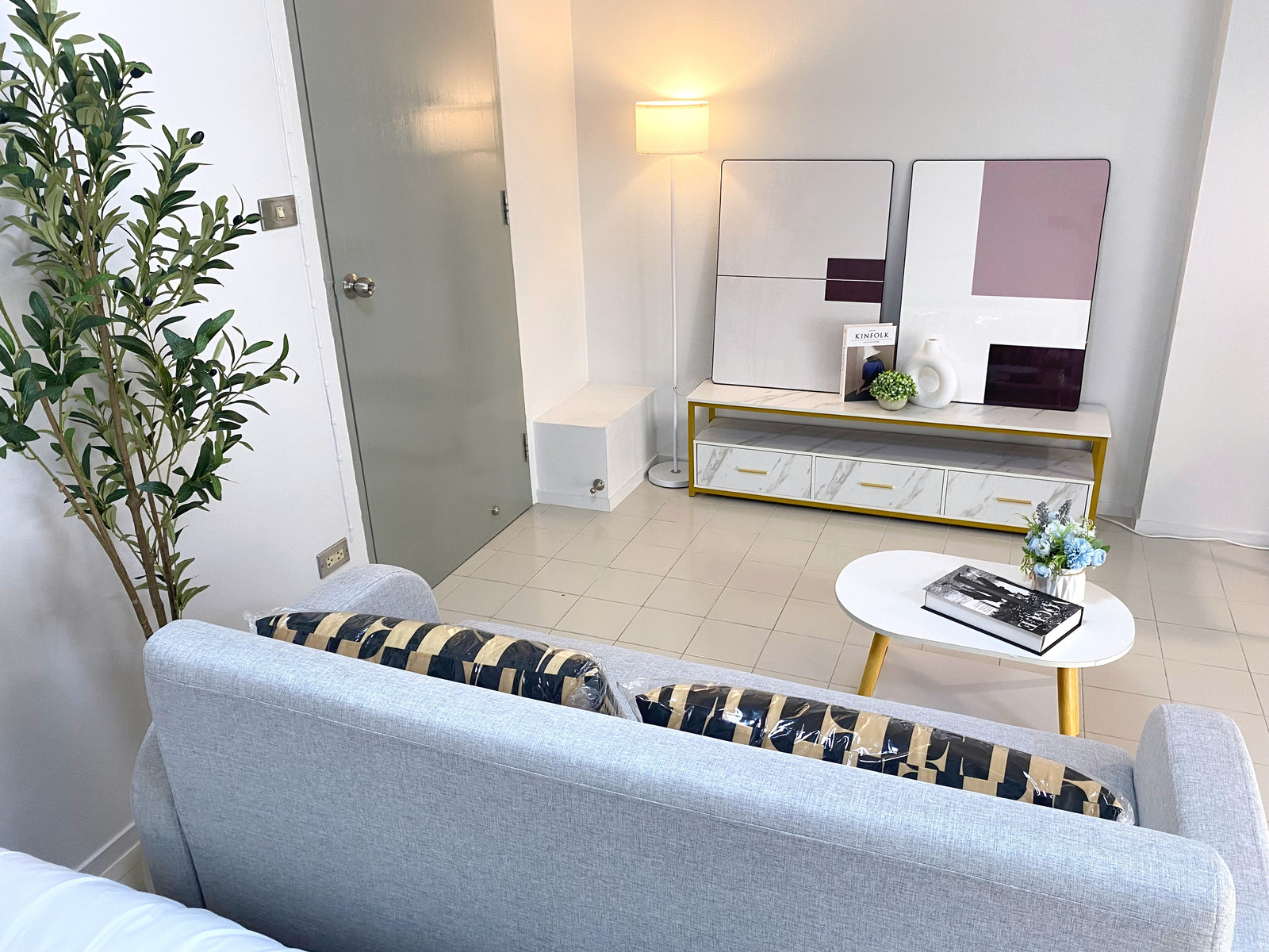 📌For Sale !!🔥Urgent sale, Condo near The Mall Bangkapi BTS ✅Living Place Lat Phrao 140 💥Best price!!