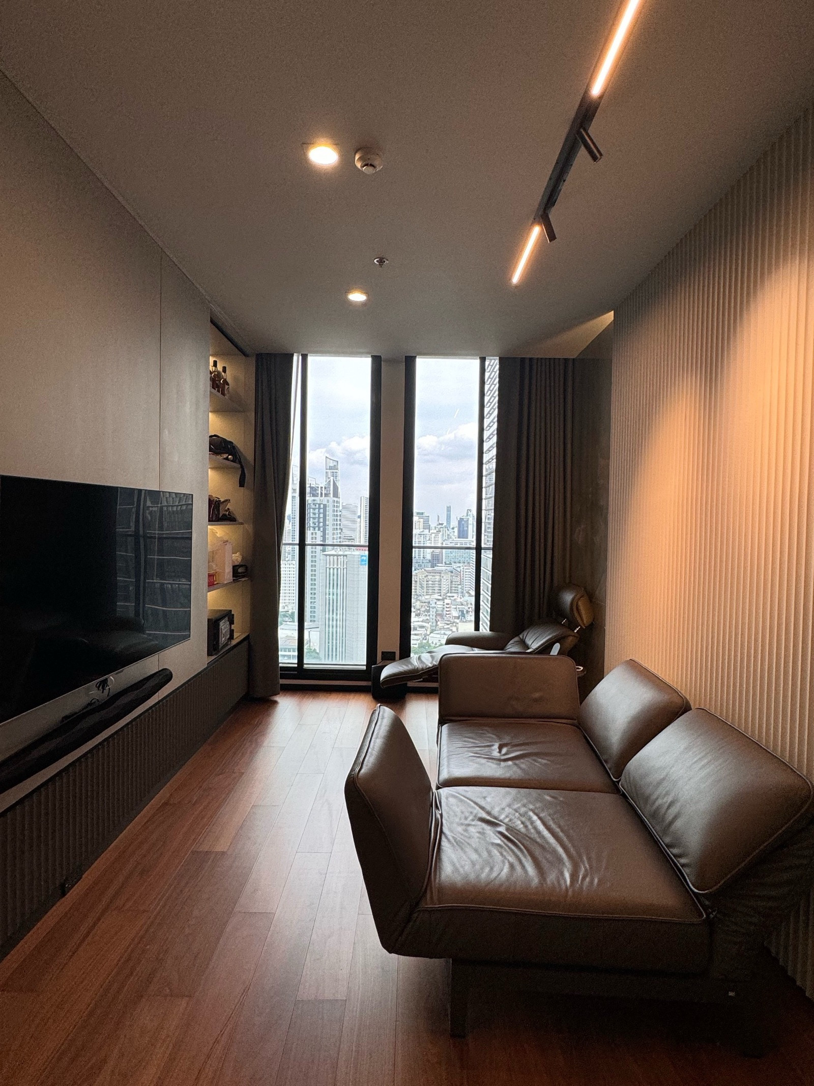 🏙️ ให้เช่า | NOBLE PLOENCHIT 