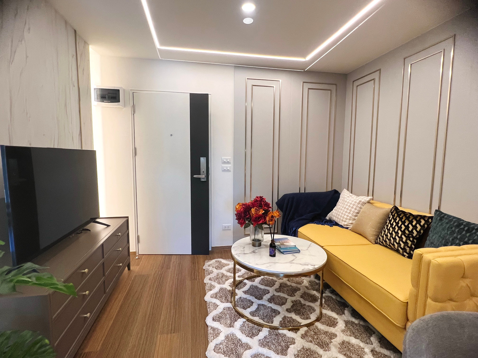 Condo for sale, Lumpini Condotown Ekkachai 48, large room, separate kitchen, near BTS Wutthakat, size 34 sq m., special price! Good atmosphere, complete central area, convenient travel, Ekachai 48, Bang Bon, Bang Khun Thian, Kanchanaphisek,