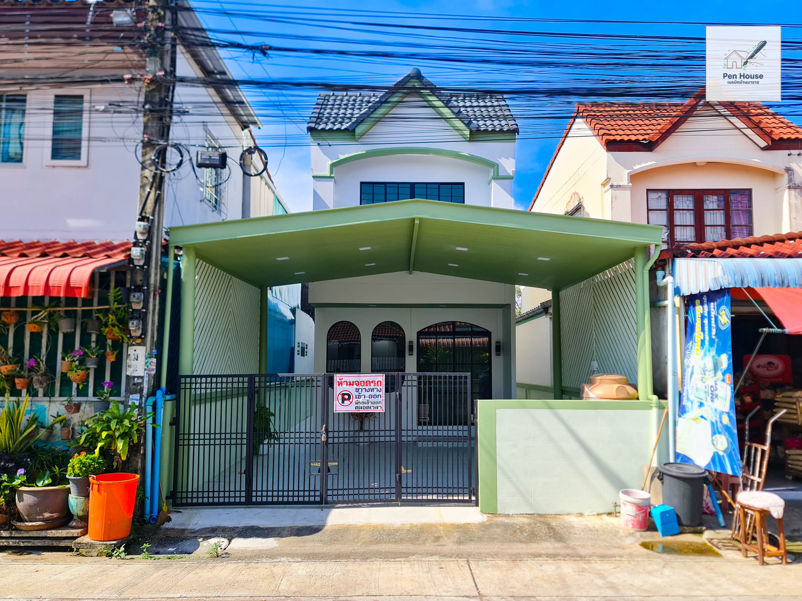 For sale: 2-storey detached house, 3 bedrooms, with a bedroom on the ground floor. Kittichai Villa 7 Village Between Mitmaitri Road 26, 24/2 Nong Chok, newly renovated, ready to move in. For sale: 2-storey detached house, 3 bedrooms, with a bedroom on the ground floor. Kittichai Villa 7 Village Between Mitmaitri Road 26, 24/2 Nong Chok, newly renovated, ready to move in.