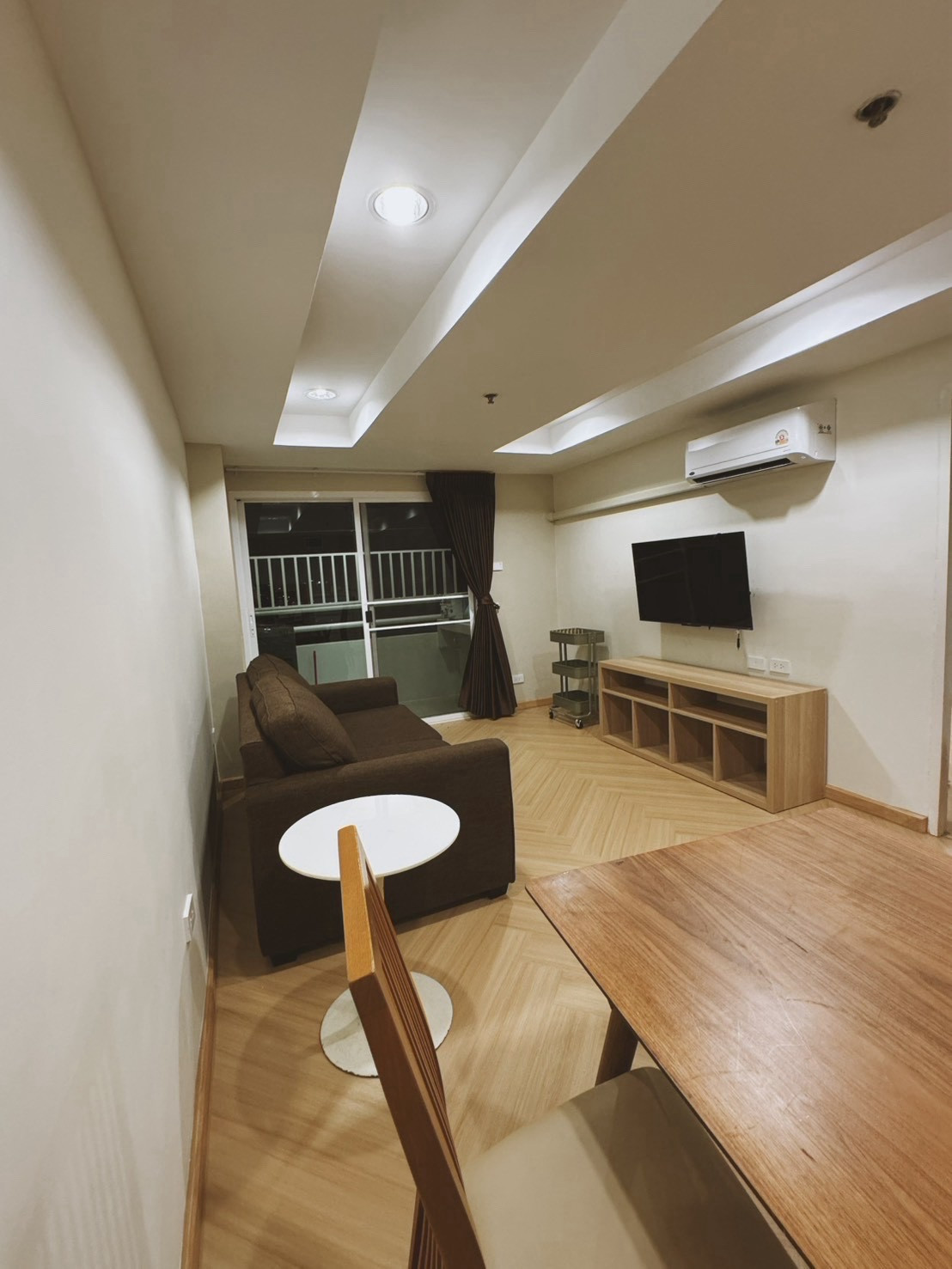 🟢 ให้เช่าคอนโด สวัสดี กรุงเทพ (Sawasdee Bangkok) เลี้ยงสัตว์ได้ (Pet Friendly) 1ห้องนอน 1ห้องน้ำ ขนาด 42 ตร.ม. ชั้น 14 ตกแต่งครบพร้อมอยู่ – รูปที่ 2