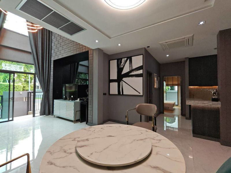 🏡 ขายบ้านเดี่ยวหรู 3 ชั้น หลังมุม | THE GENTRY SUKHUMVIT 101 – รูปที่ 2