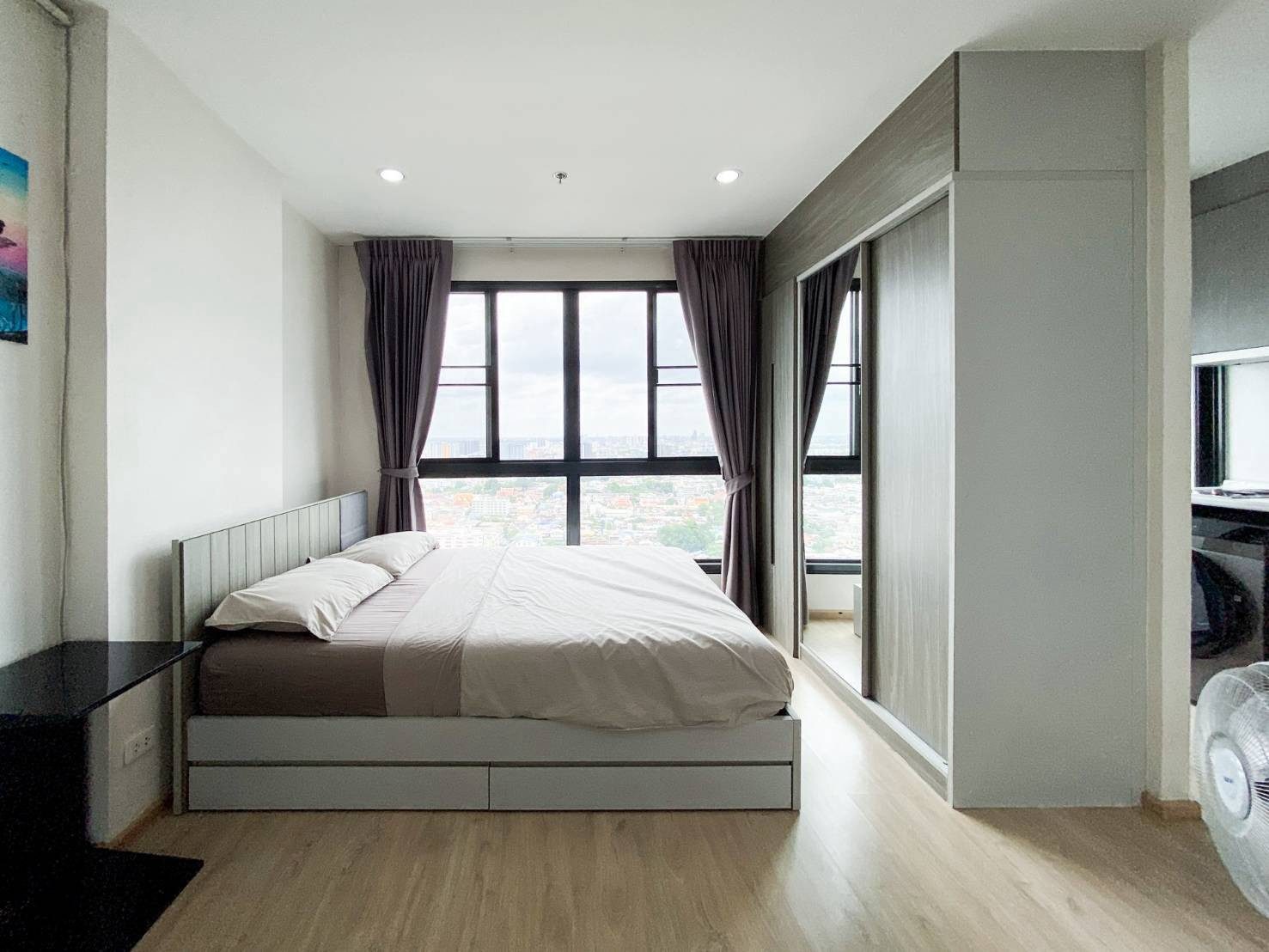 ขาย คอนโด ไอดีโอ สาทร - ท่าพระ ใกล้ BTS โพธิ์นิมิตร ชั้น 29 ห้อง Studio วิวเมืองสวยมาก เพียง 1.81 ลบ. (มีห้อง และ นัดดูห้องได้จริง) ขาย คอนโด ไอดีโอ สาทร - ท่าพระ ใกล้ BTS โพธิ์นิมิตร ชั้น 29 ห้อง Studio วิวเมืองสวยมาก เพียง 1.81 ลบ. (มีห้อง และ นัดดูห้องได้จริง)