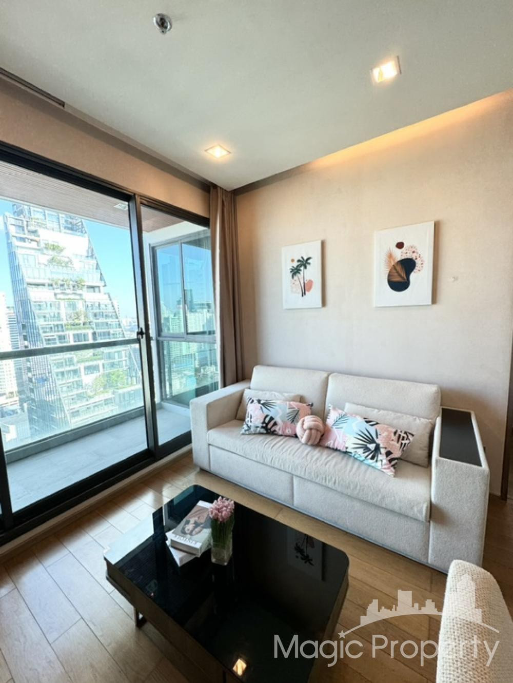 2 Bedroom For Rent in The Address Sathorn Condominium, Bang Rak, Bangkok