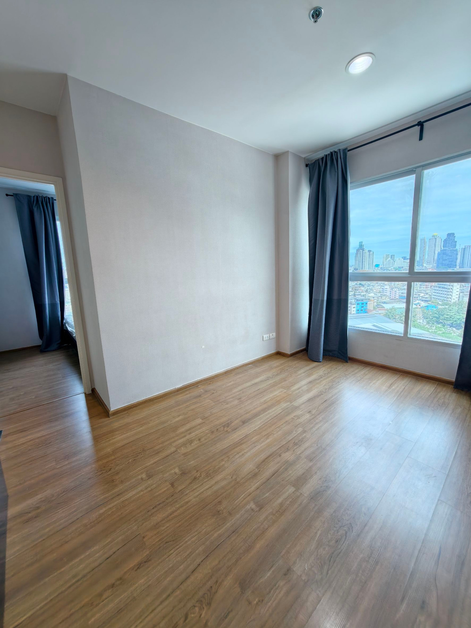For sale: Fuse Chan - Sathorn, 1 bedroom, corner room, Building C, 17th floor, size 30.25 sq m. For sale: Fuse Chan - Sathorn, 1 bedroom, corner room, Building C, 17th floor, size 30.25 sq m.