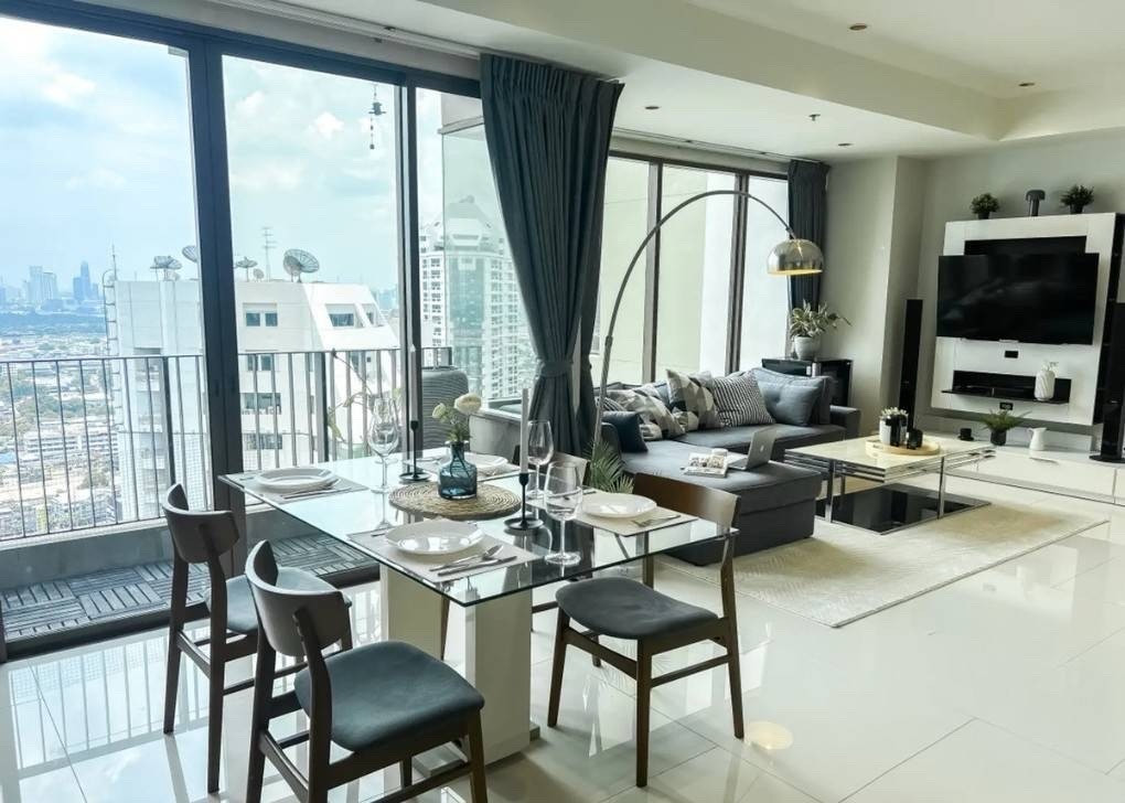 Sell The Emporio Place 2 bedroom 2 bathrooms 108 sqm for Sell only 19,800,000 please contact 0816878954 Sell The Emporio Place 2 bedroom 2 bathrooms 108 sqm for Sell only 19,800,000 please contact 0816878954