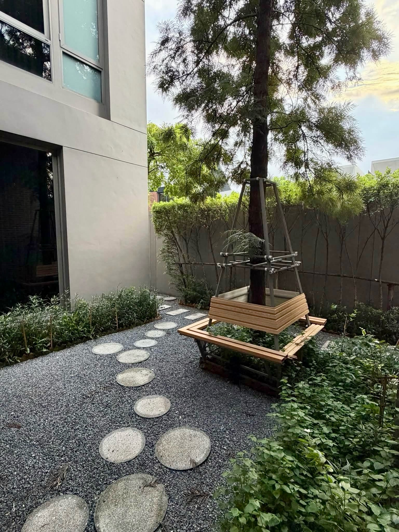 🌟 ให้เช่า: บ้านเดี่ยวหรู 3 ชั้น | อาร์เทล พัฒนาการ–ทองหล่อ | 5 ห้องนอน | 6 ห้องน้ำ | ตกแต่งสวยงาม เฟอร์นิเจอร์ครบครัน💥ค่าเช่า: 300,000 บาท/เดือน – รูปที่ 3