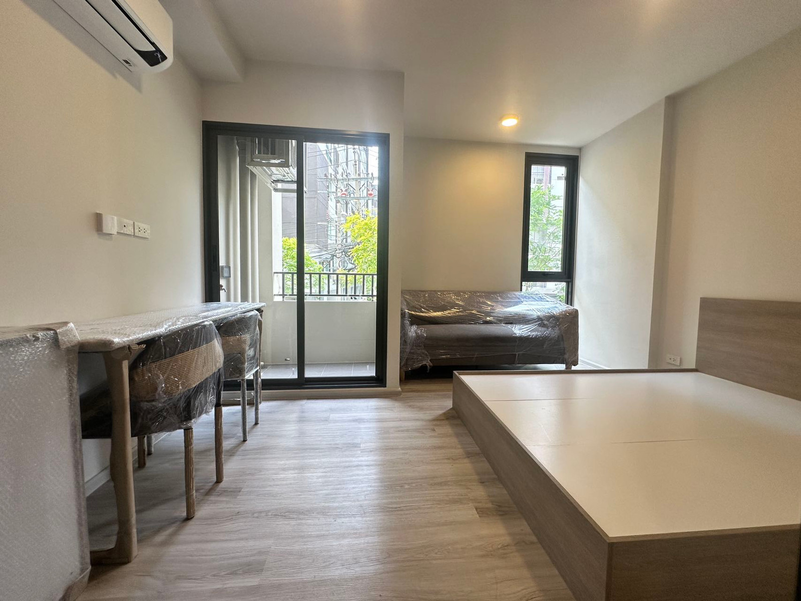 LTH16220 - Condo For Sale Best Value Studio @ QUINTARA MHyGEN RATCHADA - HUAI KHWANG | 3.02MB | 23.59 sq.m. | 1 Bath | MRT Huai Khwang | Condo for sale, studio, great price. Ratchada-Huai Khwang