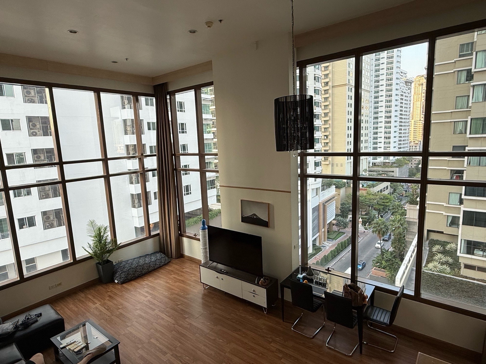 Sell The Emporio Place 2 bedroom 2 bathrooms 145.47 sqm for Sell only 23,500,000 please contact 0816878954 Sell The Emporio Place 2 bedroom 2 bathrooms 145.47 sqm for Sell only 23,500,000 please contact 0816878954