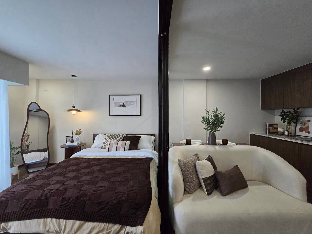 City Villa City Villa, fully furnished room, ready to move in. Plus installments starting at only 4,xxx baht/month.