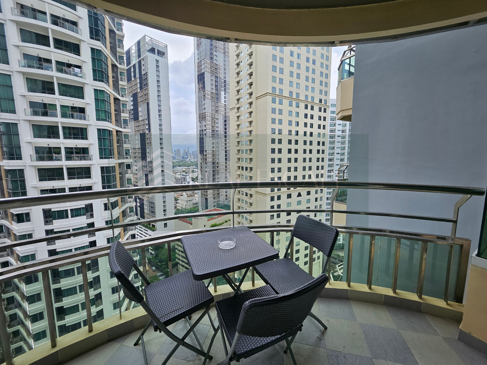 One floor One unit - Private lift plus nice decoration with specious layout  – รูปที่ 2
