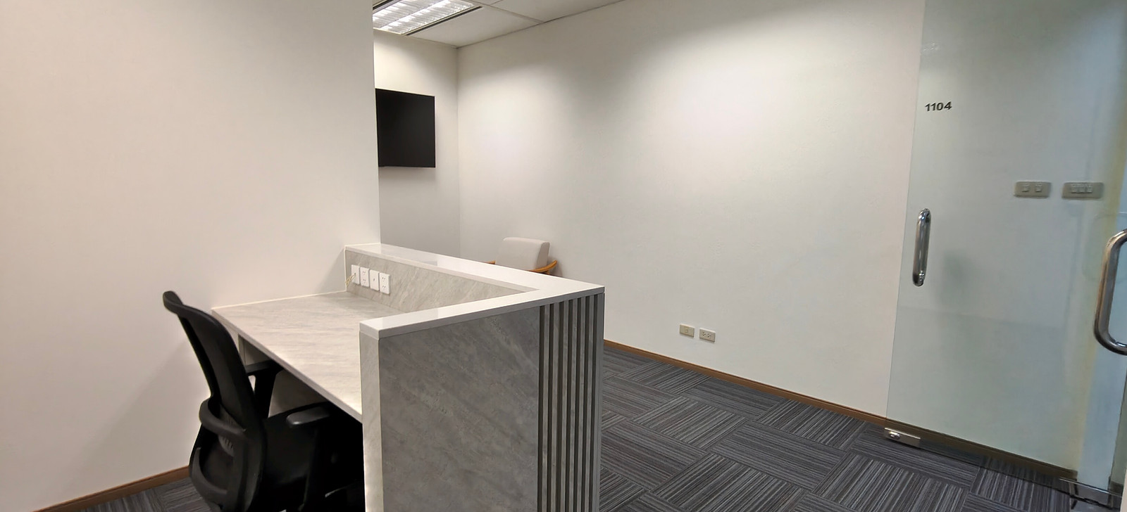 Office for Rent , CRC Tower, 227 sq.m., Wireless Road, near BTS Phloen Chit Property Code  ASAP-00078-OFR – รูปที่ 3
