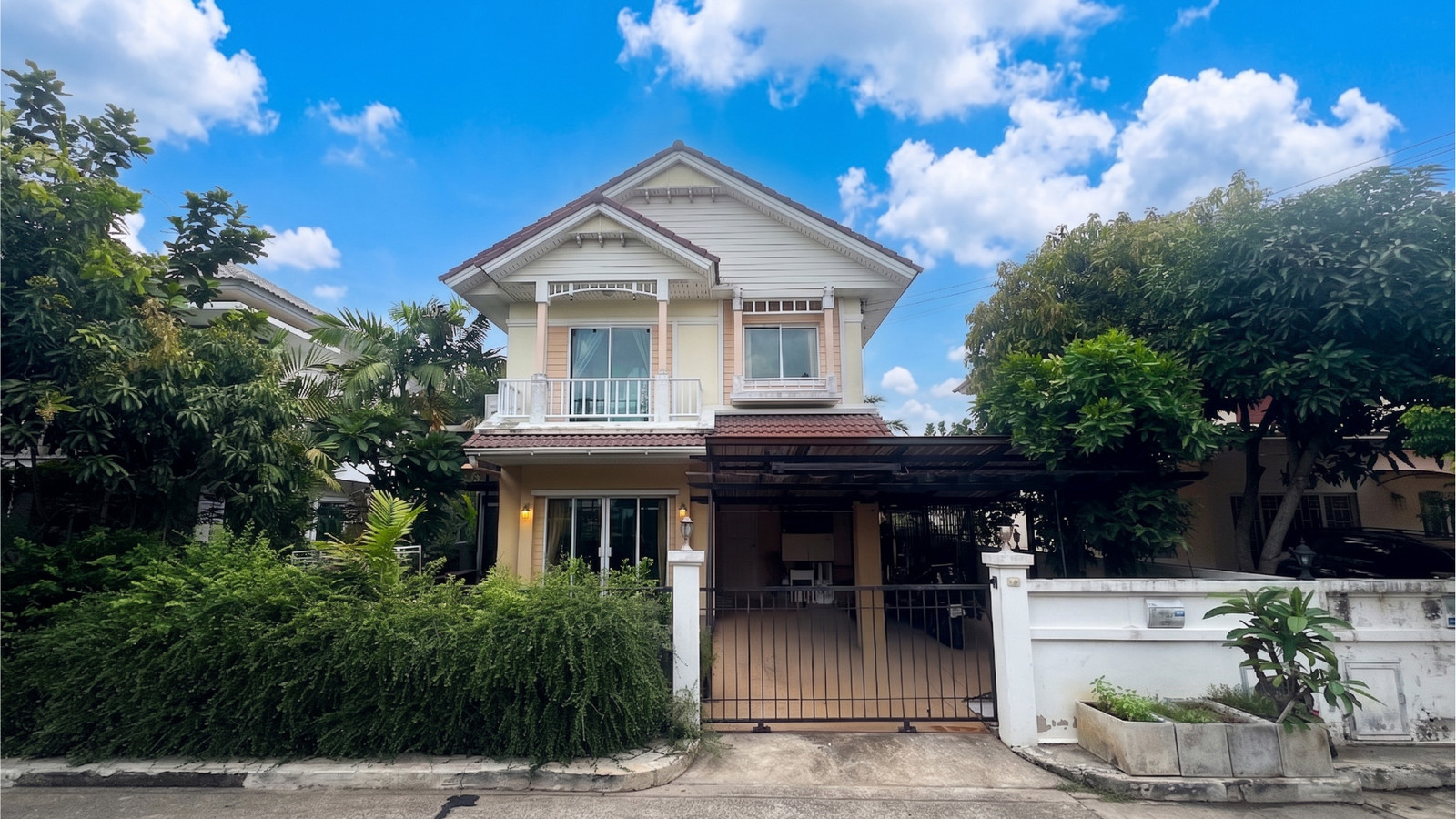 🏡 Single house priced at only 3 million baht, Ratchapruek - Tiwanon zone, best value in the project. Ready to move in ✨ 🏡 Single house priced at only 3 million baht, Ratchapruek - Tiwanon zone, best value in the project. Ready to move in ✨