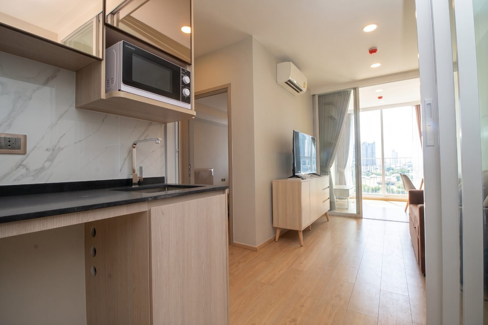 For Rent | ให้เช่า Chewathai Residence Thonglor 1 Bed+ ทำเลเมือง วิวสระว่ายน้ำ – รูปที่ 3