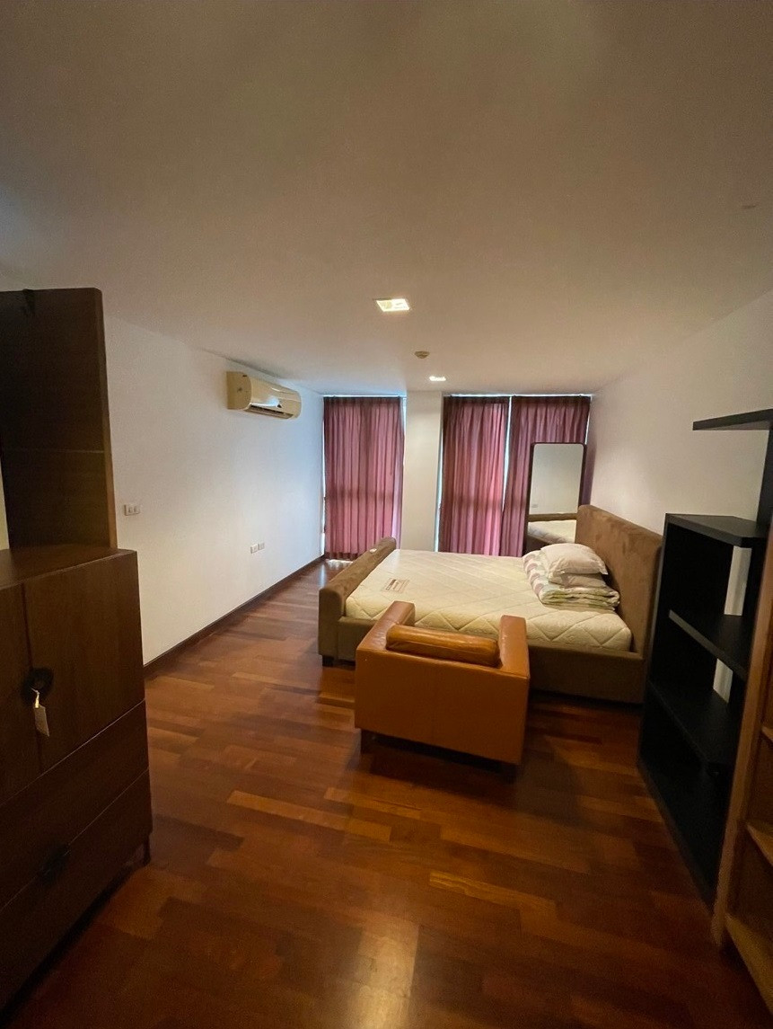 P-56782 📍 For Rent - DLV Thonglor 20, Fully Furnished 1 Bed 60 sq.m. 2nd Fl., City View with Washing Machine & Electric Stove Only 20,000 THB/mo Line@easythaihome 085-592-2897 P-56782 📍 For Rent - DLV Thonglor 20, Fully Furnished 1 Bed 60 sq.m. 2nd Fl., City View with Washing Machine & Electric Stove Only 20,000 THB/mo Line@easythaihome 085-592-2897