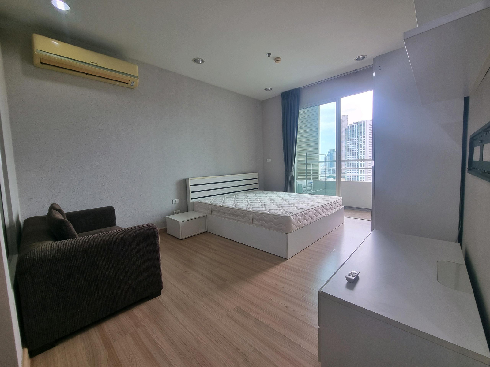 ให้เช่า คอนโด Light House สาทร - เจริญนคร – รูปที่ 2