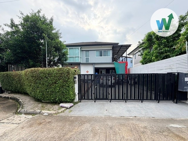 Single house for sale Living Nara Village, Rangsit-Khlong 4 (Living Nara), near the motorway.