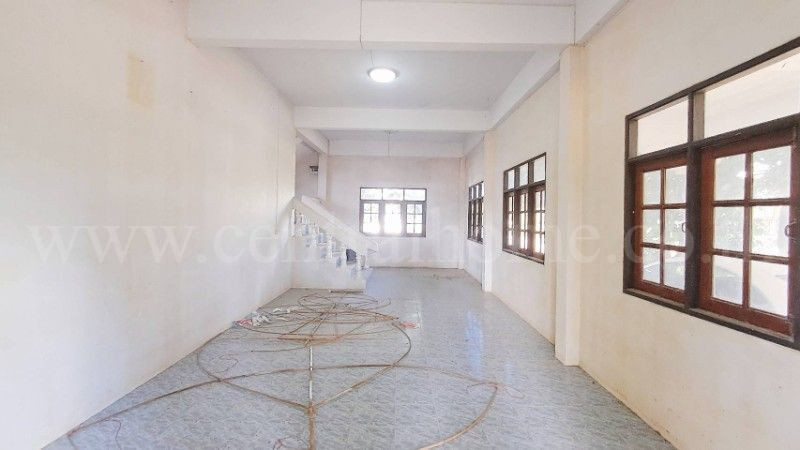 Split-level detached house, good structure, suitable for renovation, Soi Wat Ton Tan, Chachoengsao, cheapest. – รูปที่ 2