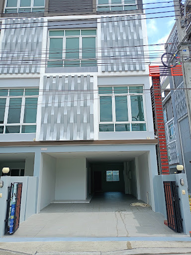 🏡 ให้ขาย Hallmark Elegant Home Office (สุขุมวิท 64) [แปลง 24.70 ตร.ว.]