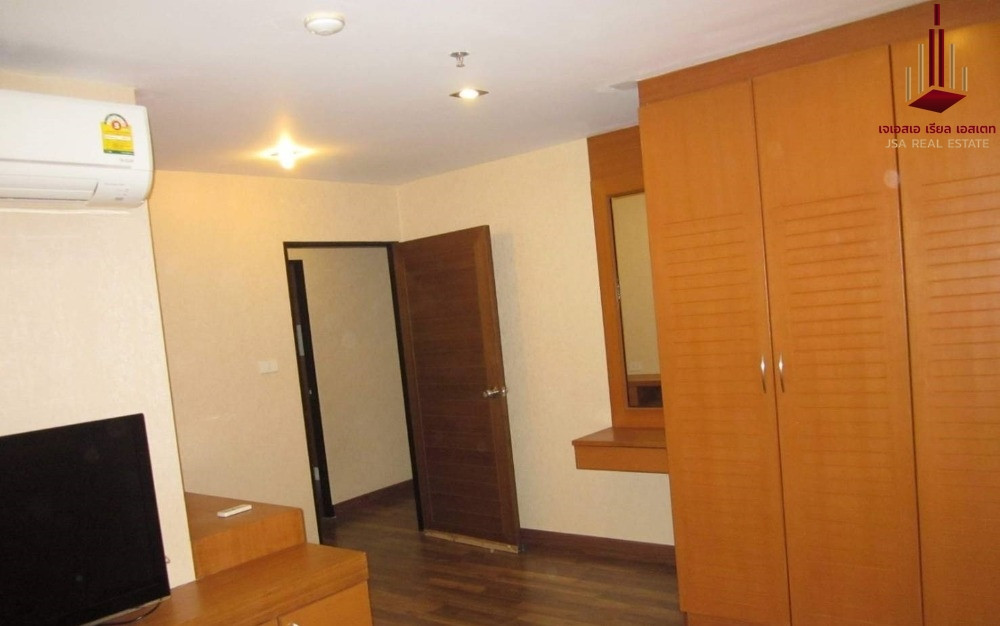 ✨ For Sale: Top View Tower Condo ✨ 💰 Only 8,500,000 THB